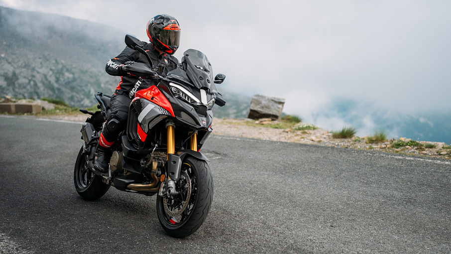 Multistrada V4 Pikes Peak